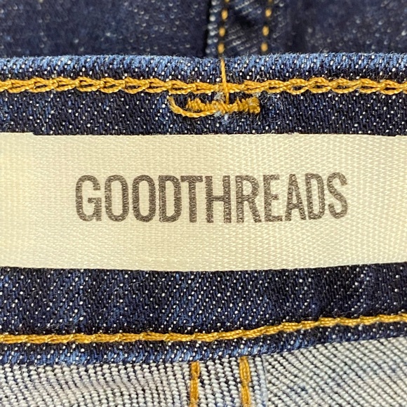 Goodthreads size 31 x 28 Women’s Blue Denim Slim Fit Jeans - Picture 2 of 4